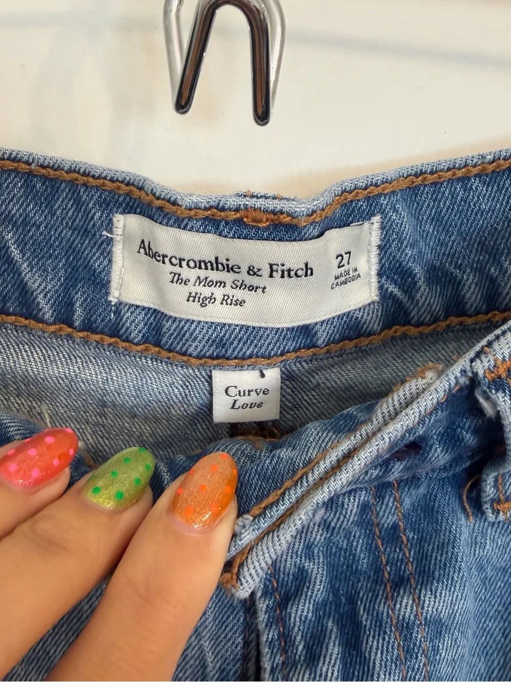 Abercrombie & Fitch | Mom Shorts | 27 | Curve Love High Rise